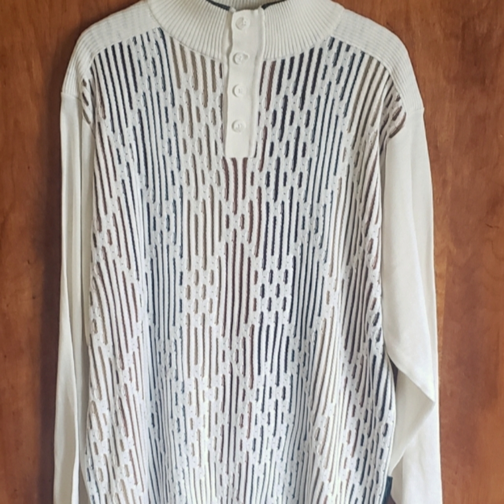 Steve Harvey sweater